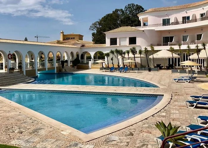 Daire Da Rocha Rosa *